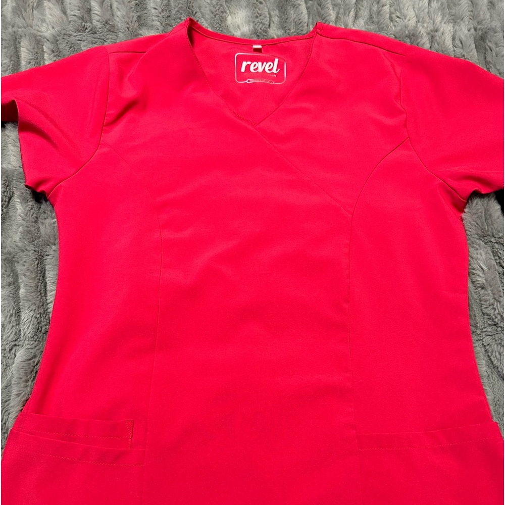 XS REVEL WOMENS SCRUB TOP